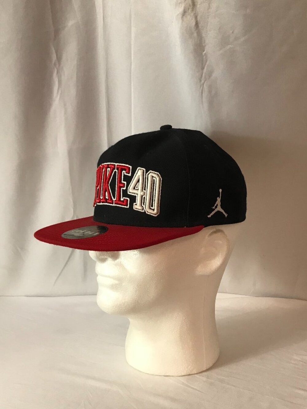 Jordan SPIKE 40 Flat Bill Adjustable Backing Athletic Sport Cut Cap/Hat